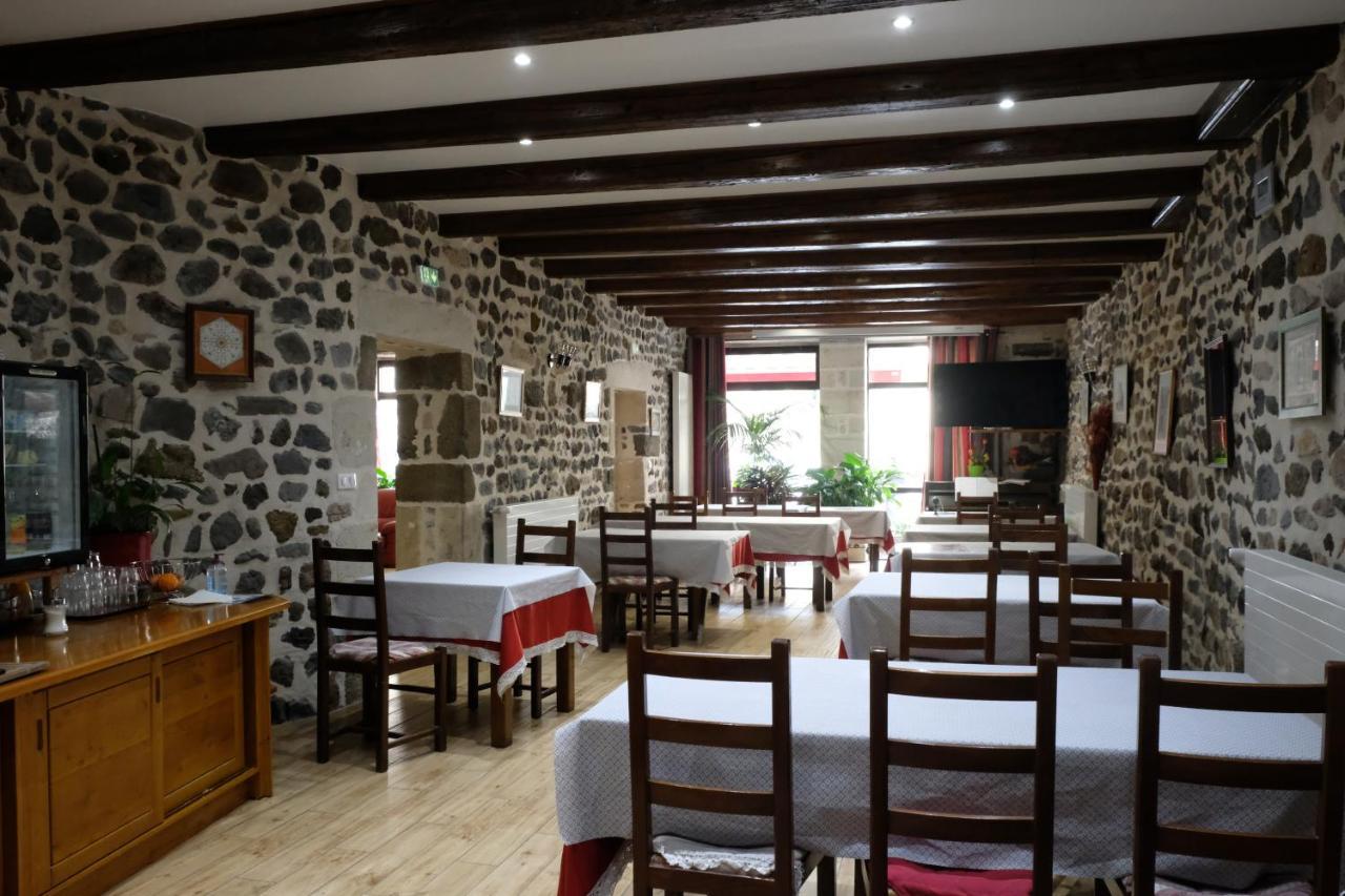 Отель Le Bilboquet Le Puy-en-Velay Экстерьер фото